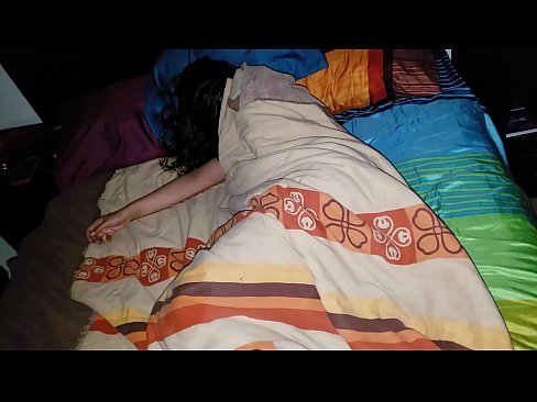 ❤️ Stepson berači svojo mlado mačeho, medtem ko ona spi. ❤❌ Porn video pri nas sl.8kpornvids.ru ❤